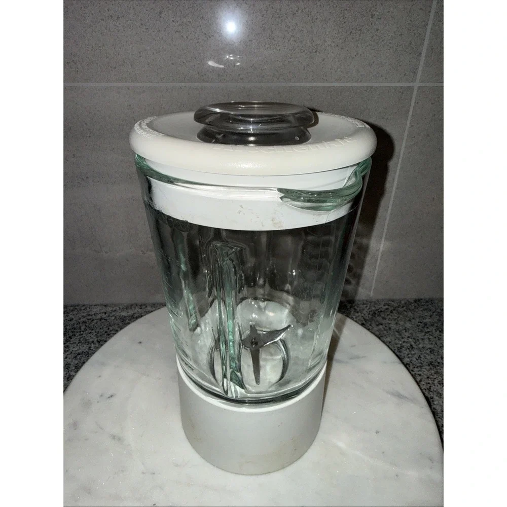 KitchenAid Blender Jar KSB5WW White 40 oz 5 Cup OEM Glass Replacement Pitcher